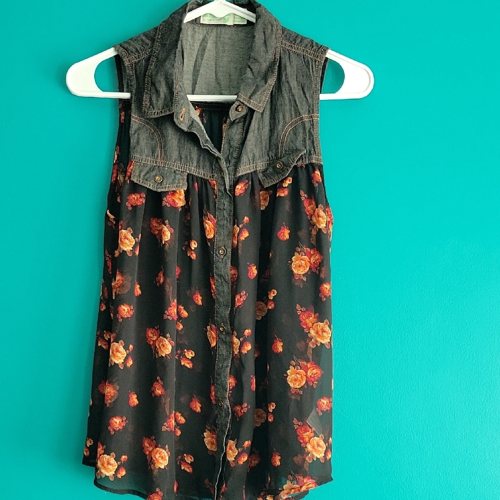 Selena Gomez Black Floral Blouse with Denim Collar
